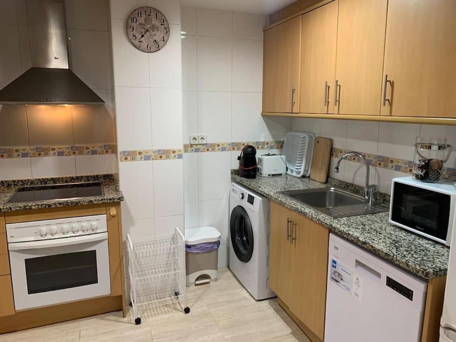 Atlantica Apartment Паламос Екстериор снимка
